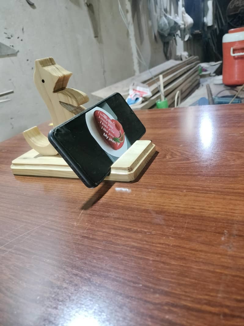 mobile stand 11