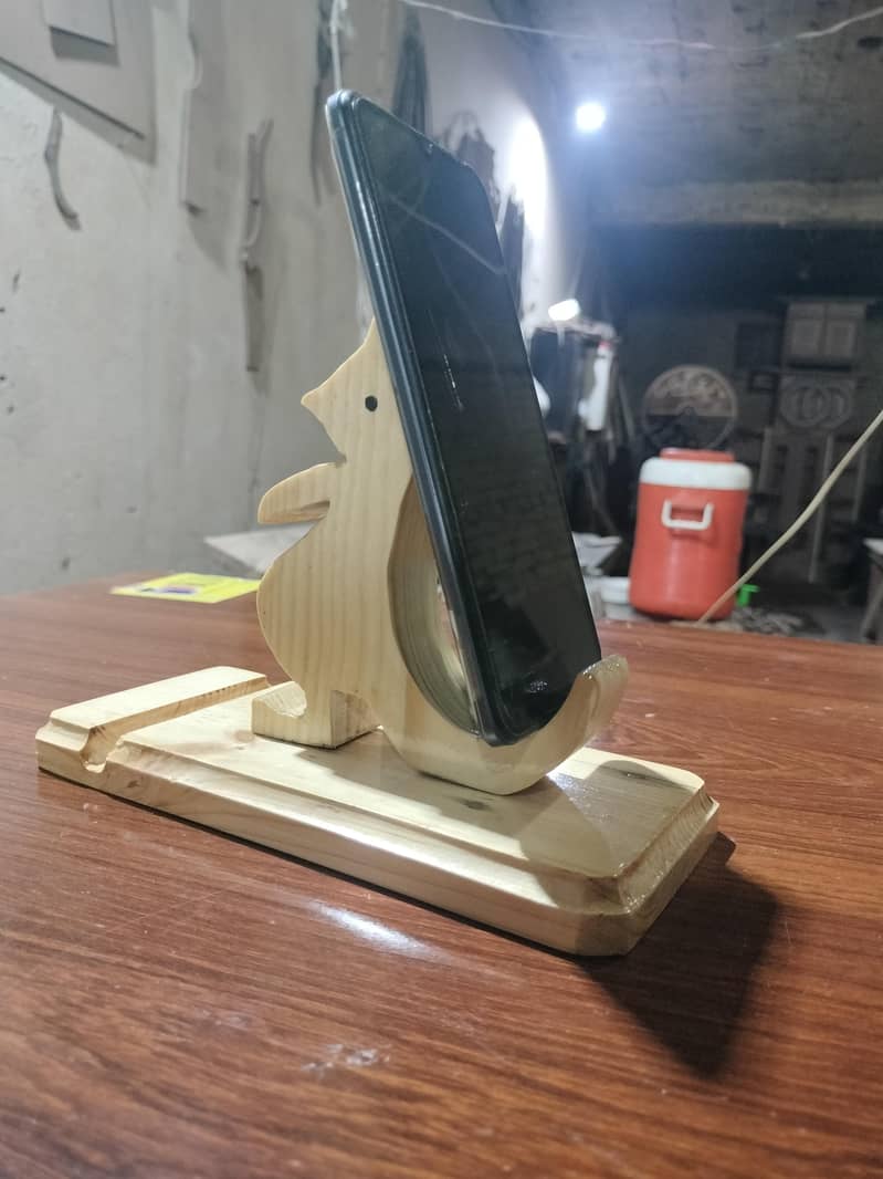 mobile stand 12