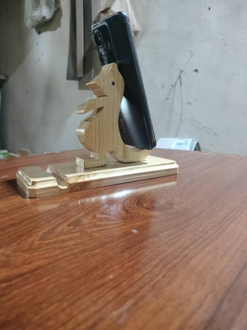 mobile stand 13