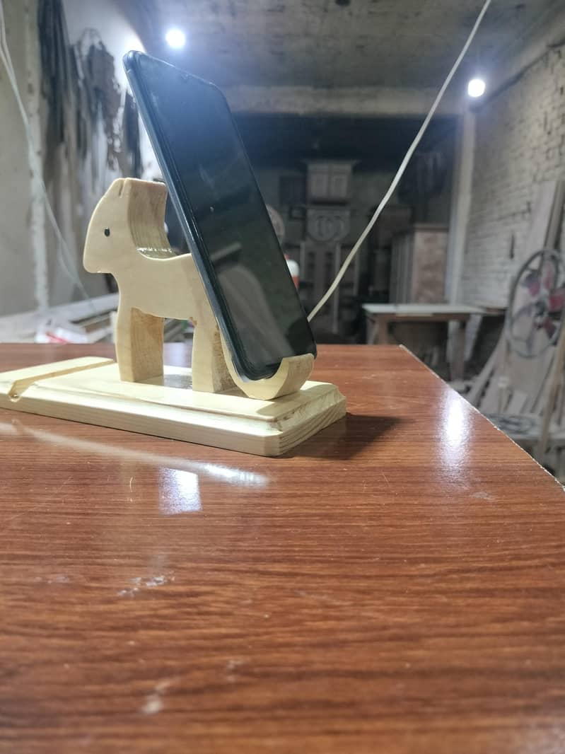 mobile stand 16