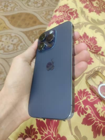 Apple iPhone 14 Pro deep purple water pack 10/10