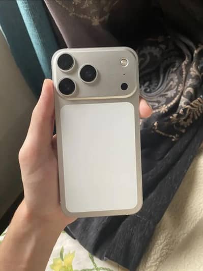 Apple iPhone 11 converted 17 pro