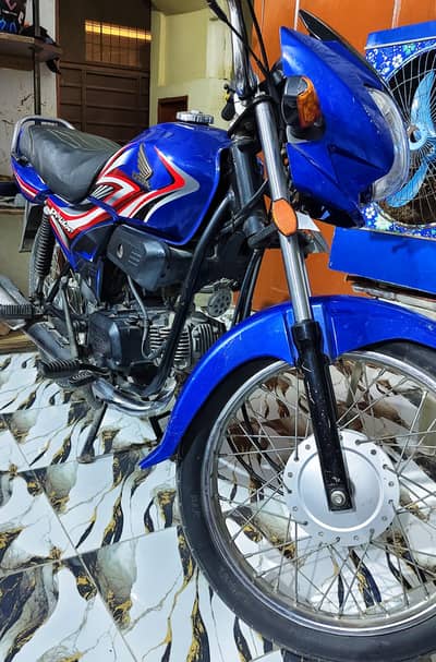 Honda pridor 100CC 2021 model blue color in Only Rs. 115,000