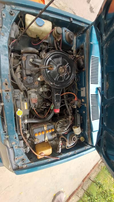 Suzuki Khyber 2000