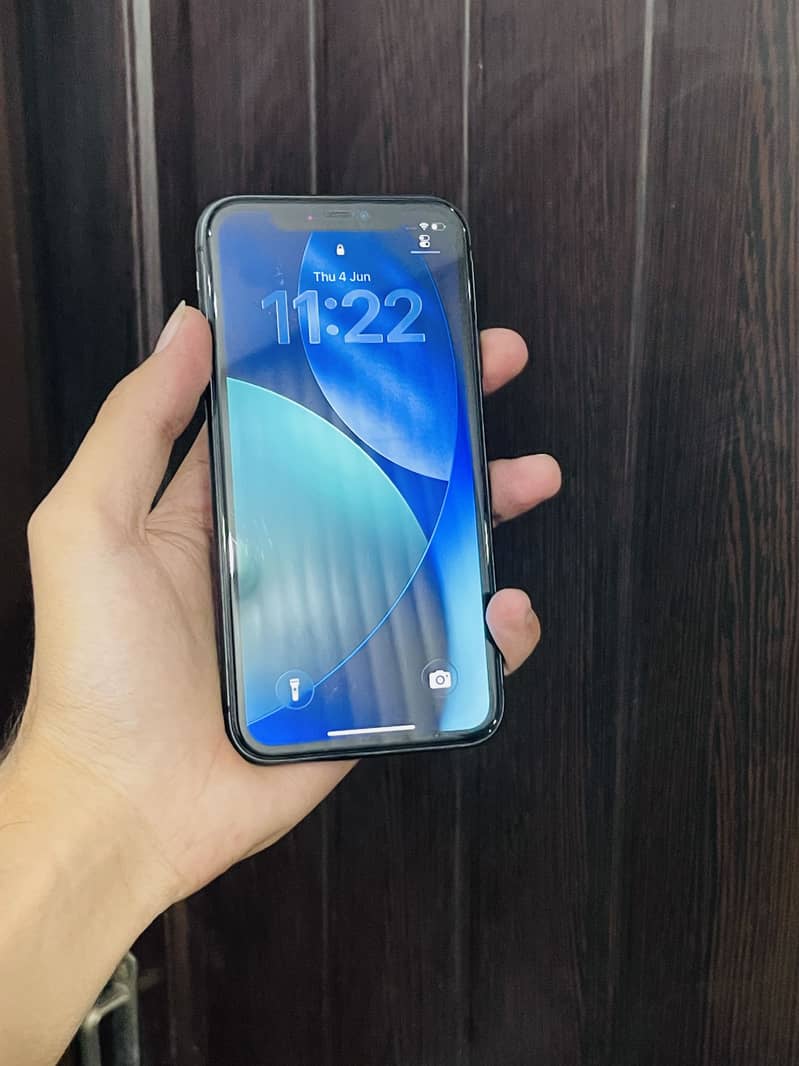 iPhone 11 2