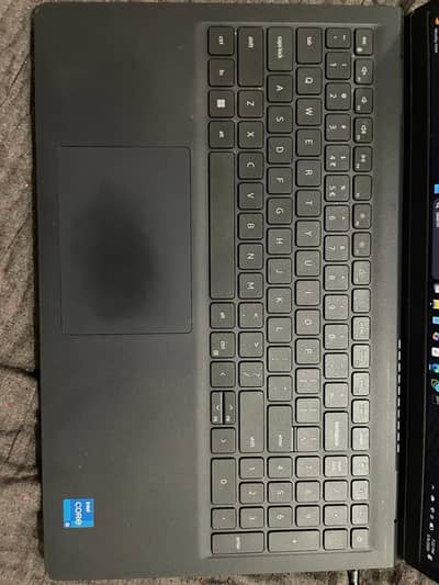 Dell Vostro 3520