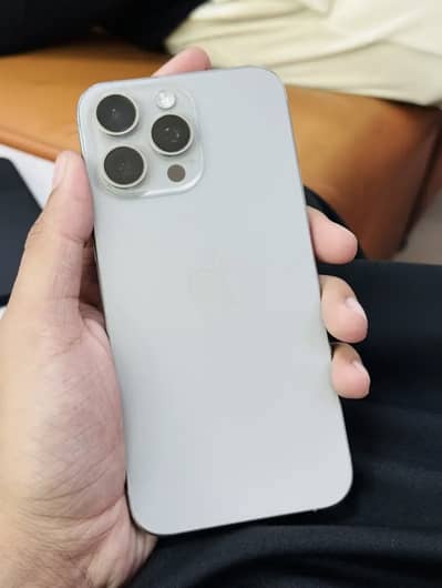 Apple iPhone 15 Pro Max