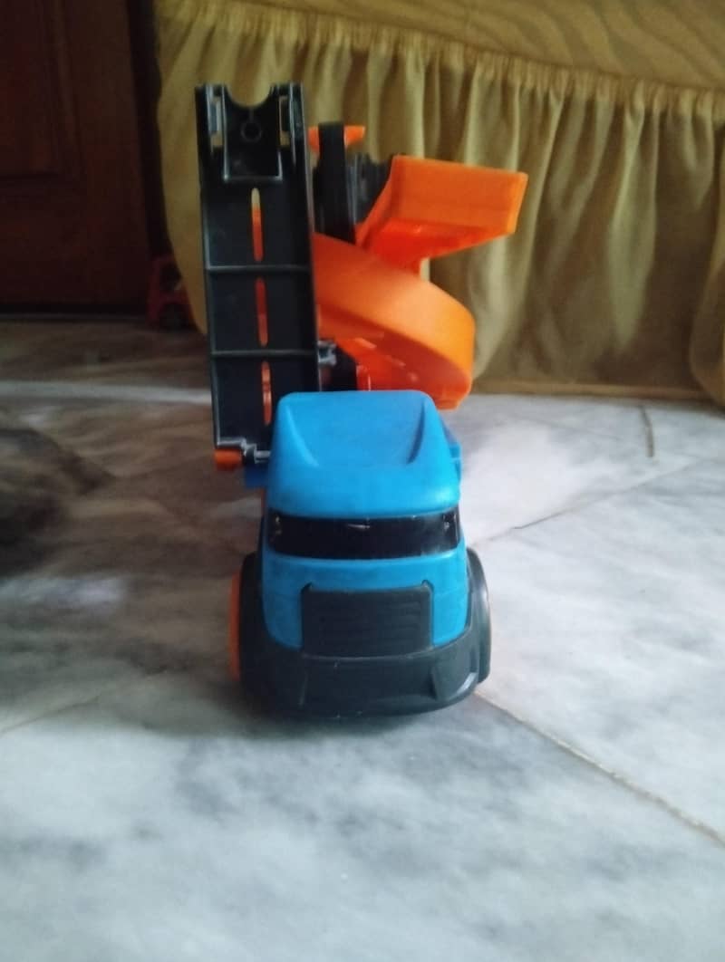 loader truck 1
