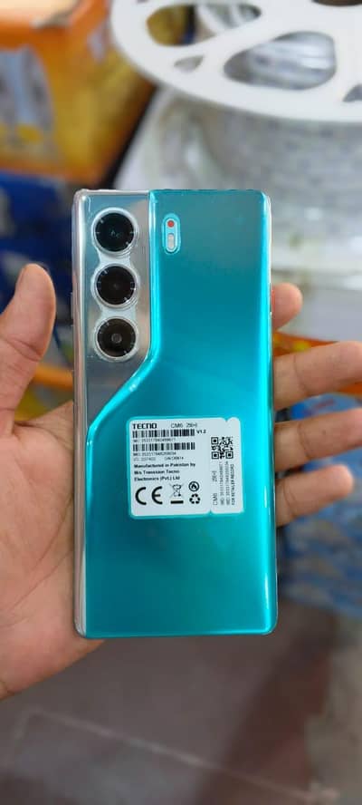Tecno camon 40 pro