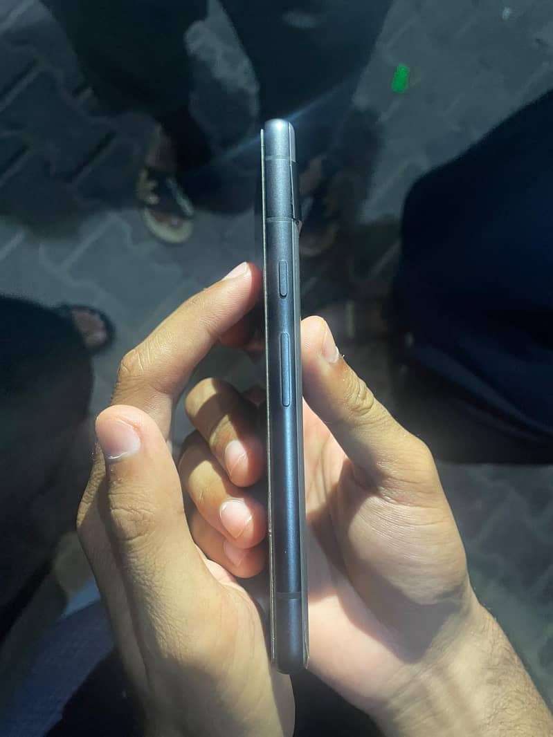 Google Pixel 7a 4
