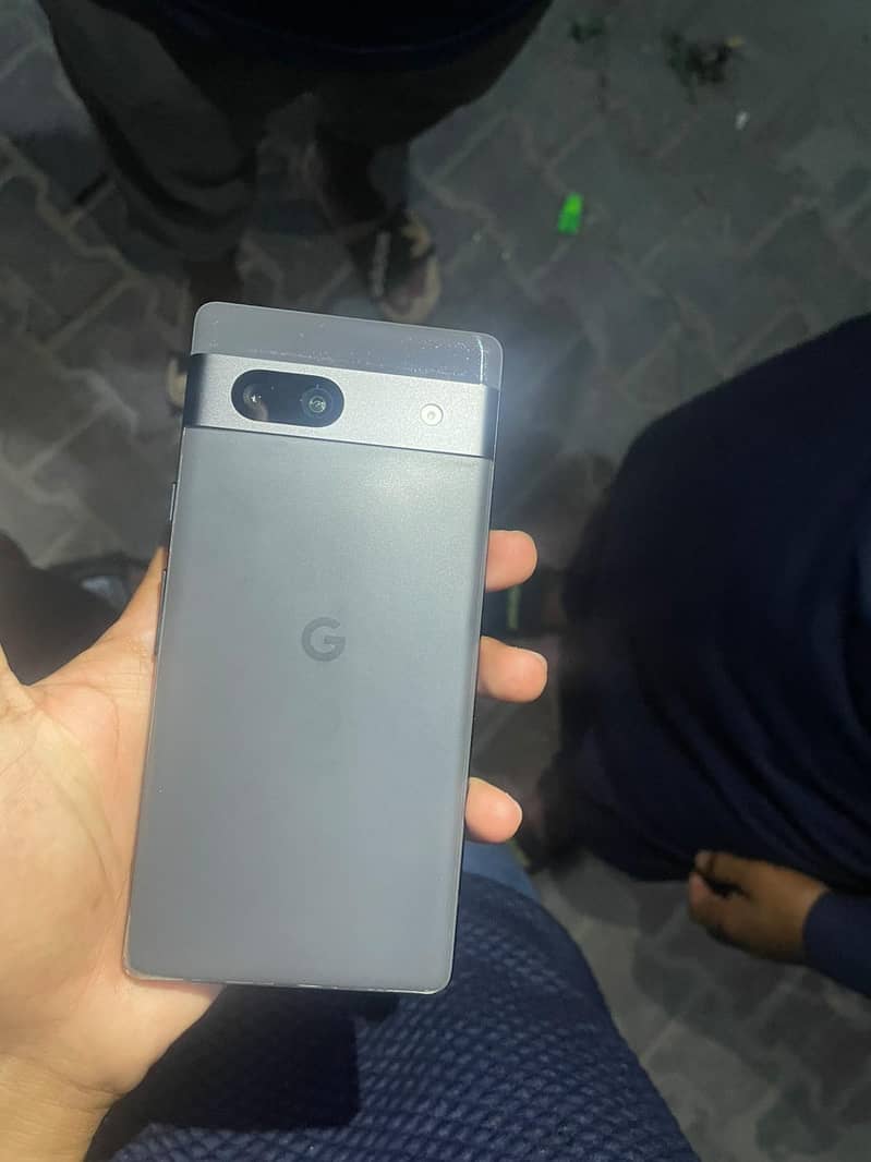 Google Pixel 7a 5