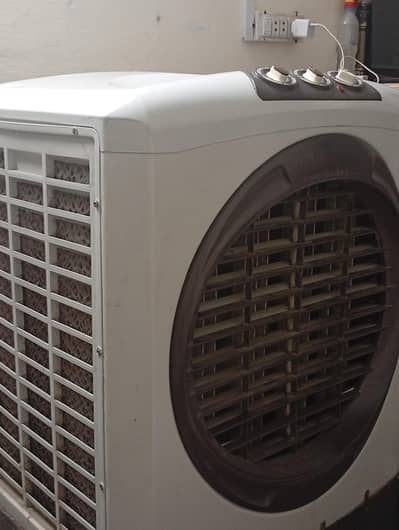 plastic air cooler for salein good condition