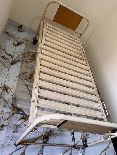 Patient beds 1 side folding for sale