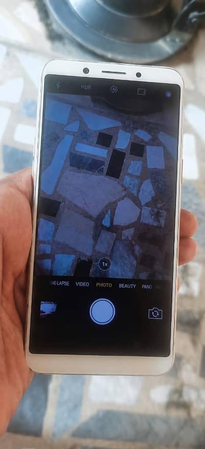 OPPO A83