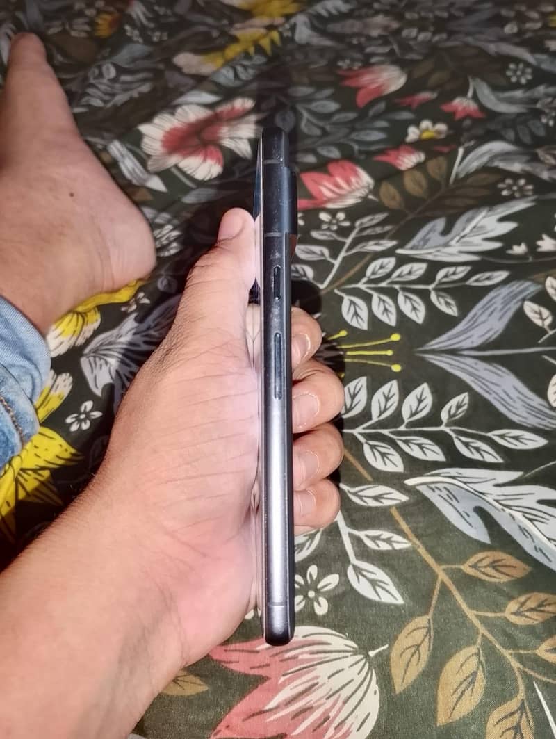 Google Pixel 7 3