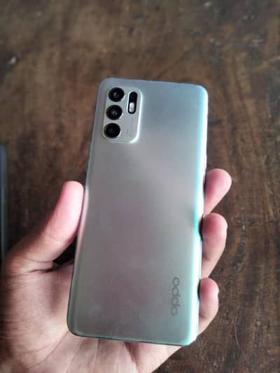 OPPO Reno 6