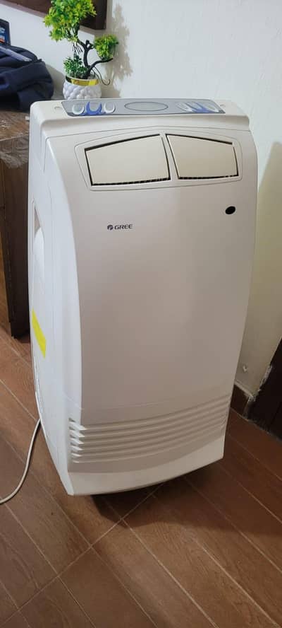 gree Portable standing Ac/Air conditioner/gree ac/used ac /old ac