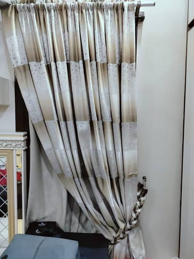 bedroom curtains
