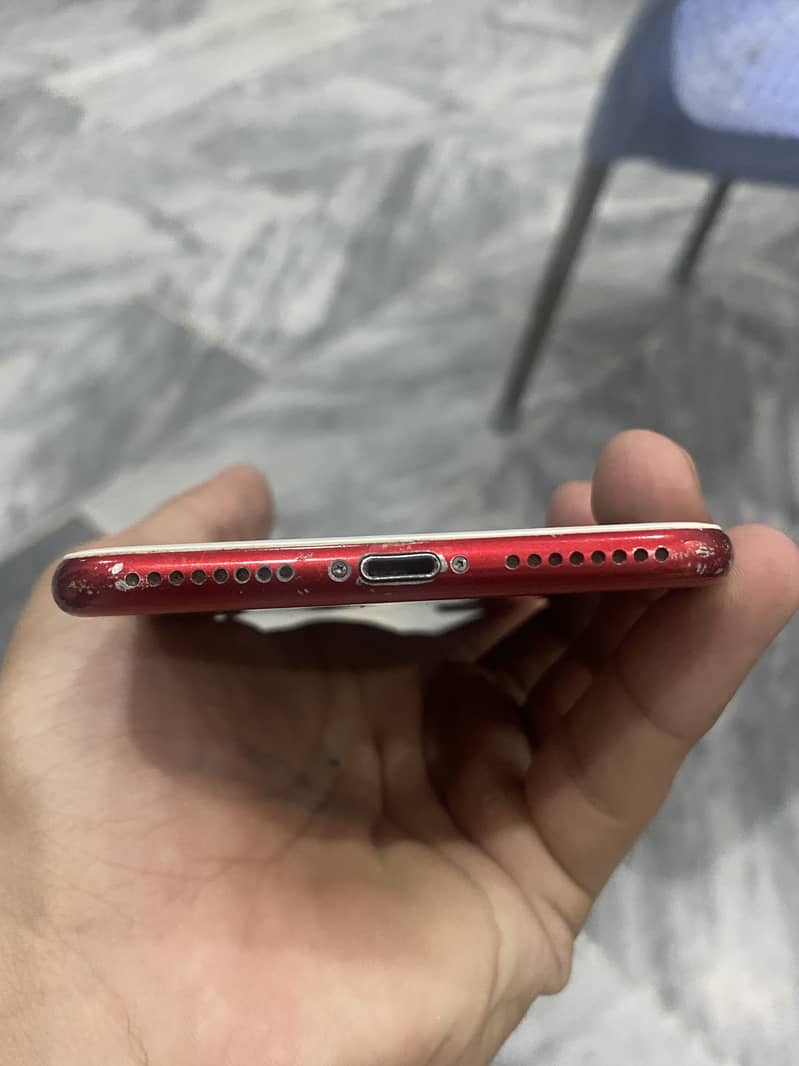 Apple iPhone 7 Plus 2