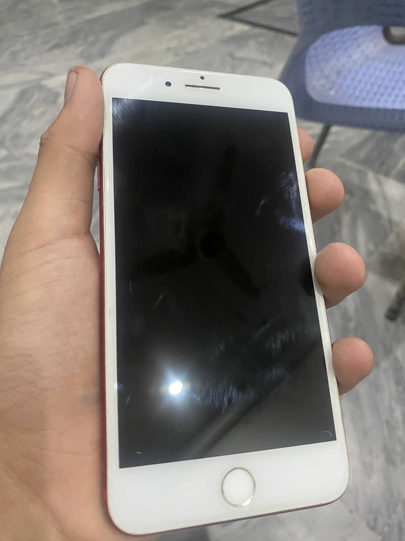 Apple iPhone 7 Plus 3