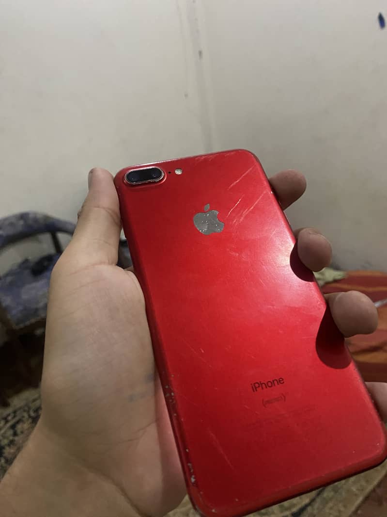 Apple iPhone 7 Plus 5
