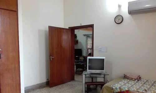 House For Sale In Allama Iqbal Town