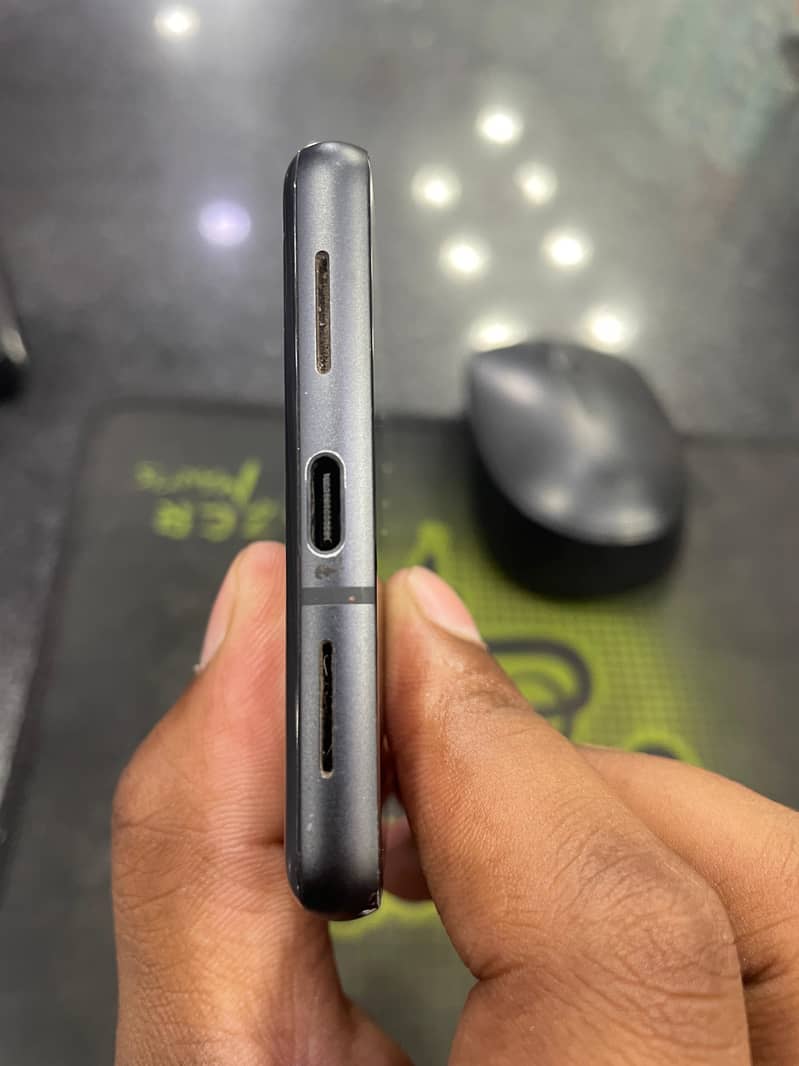 Google Pixel 7 3