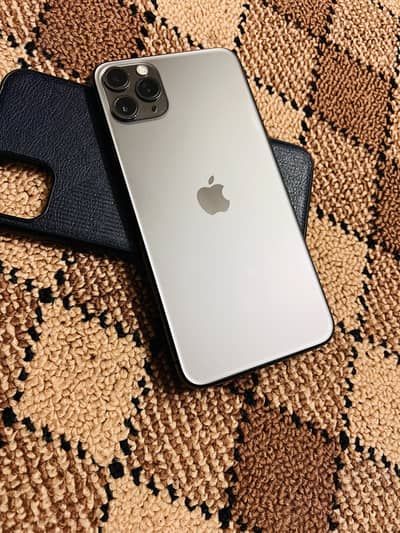Apple iPhone 11 Pro Max 256gb waterpack 03055544129