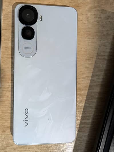 Vivo Y400
