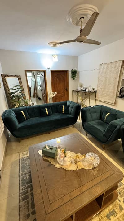 Luxury Velvet Sofa Set | 3+2 Seater | Excellent Condition