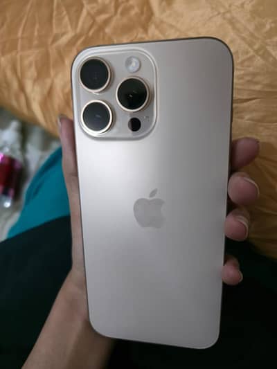 iPhone 16 Pro Max