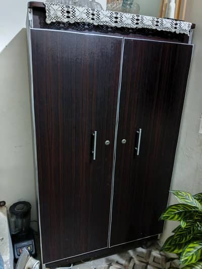 kids wardrobe