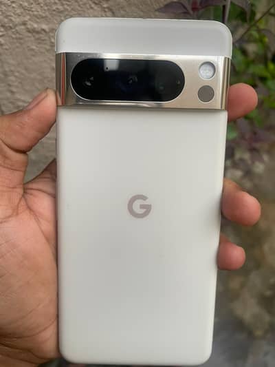 Google Pixel 8 Pro