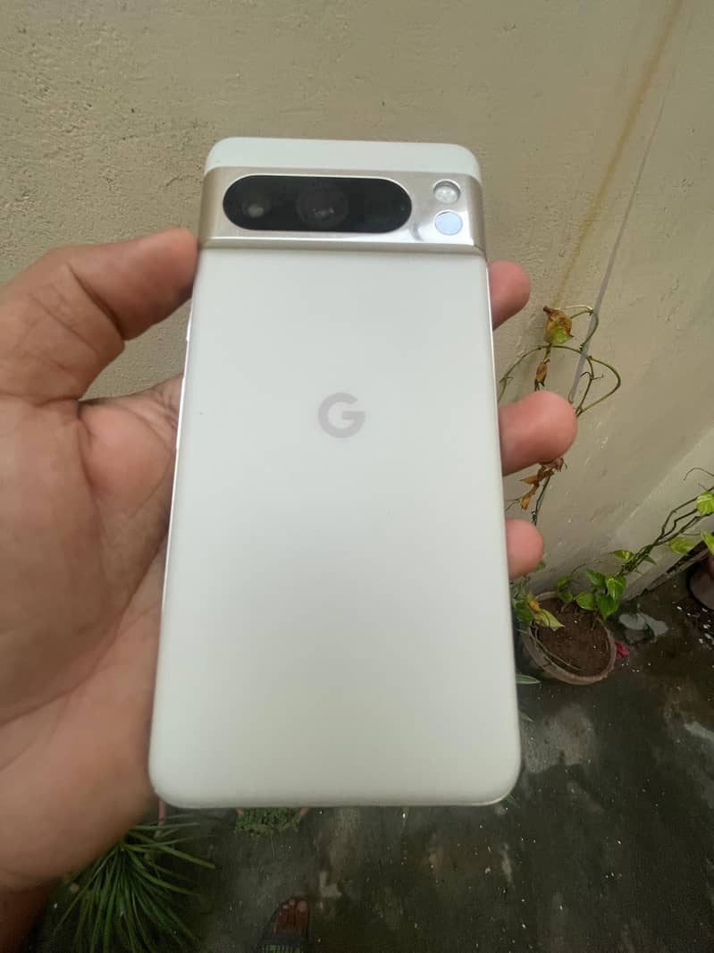 Google Pixel 8 Pro 1