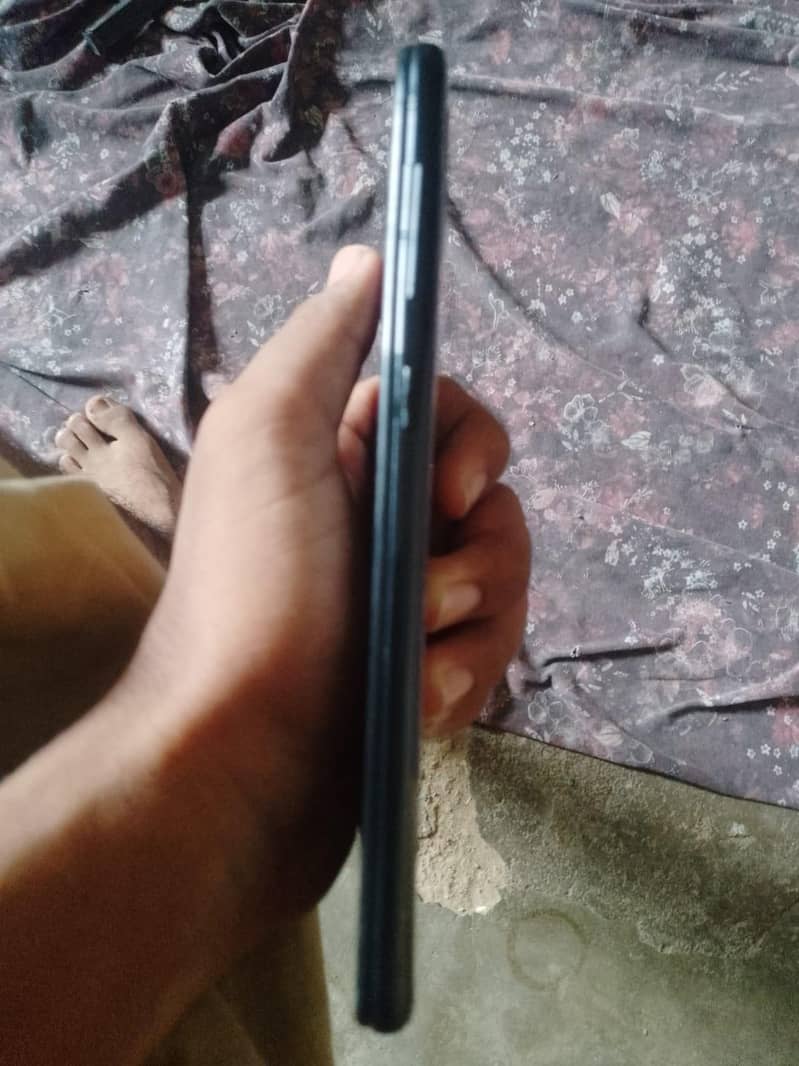 Samsung Mobile A30s 2