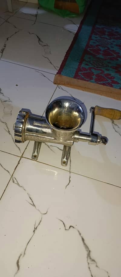 Grinding manual machine