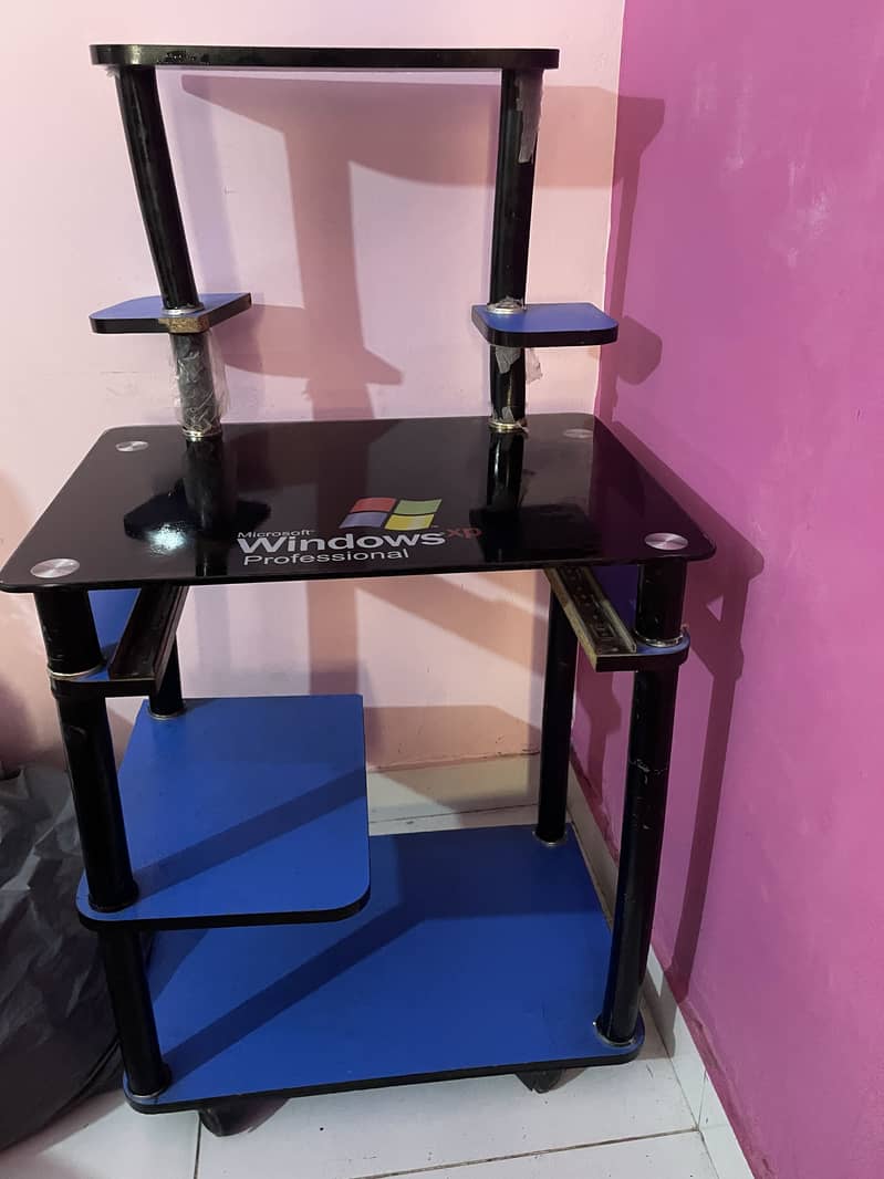 Computer trolley 1