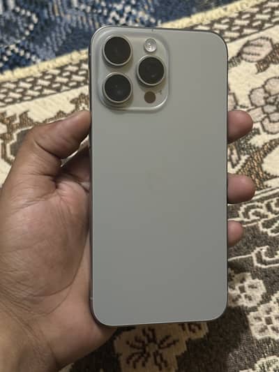 iPhone 15 Pro Max Non pta factory unlock with box 10/10 condition