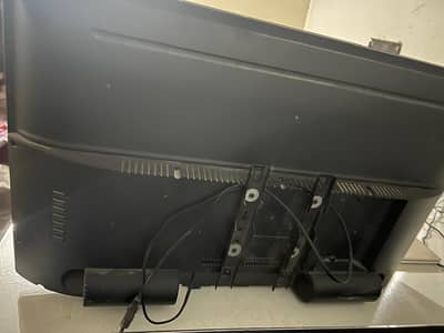 32 INCH TCL android LED for sale in used condition