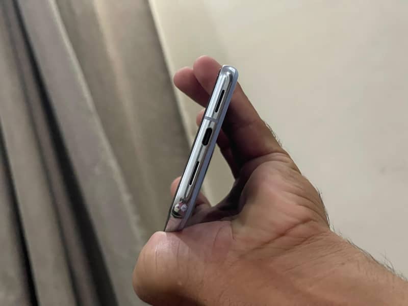 Google Pixel 8 Pro 4