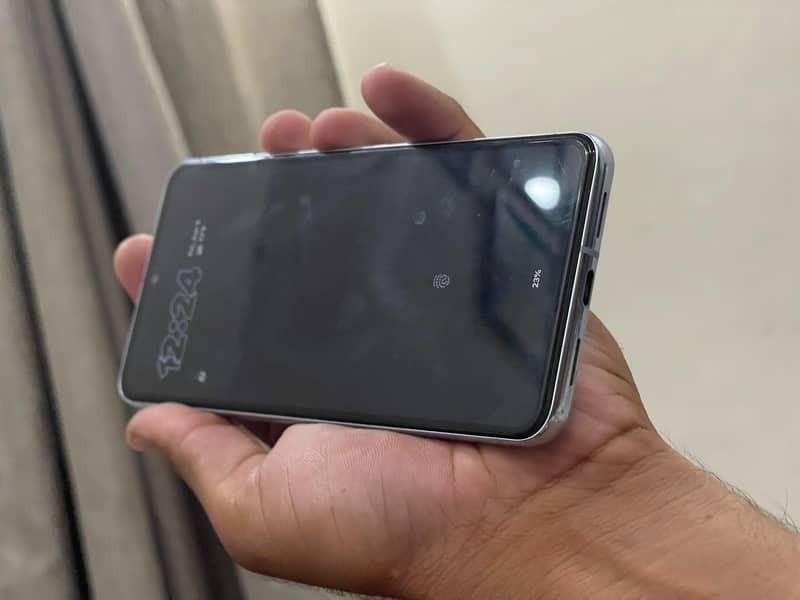 Google Pixel 8 Pro 5