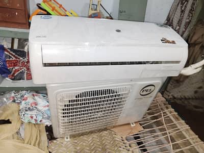 1 Ton DC Inverter location layyah for sale