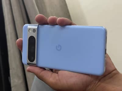 Google Pixel 8 Pro