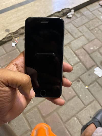 Apple iPhone 6S (16GB)