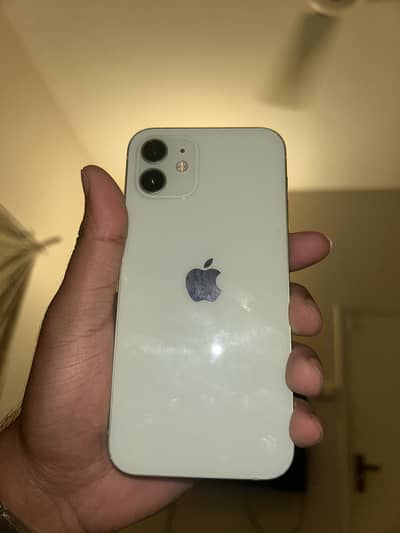 Apple iPhone 12