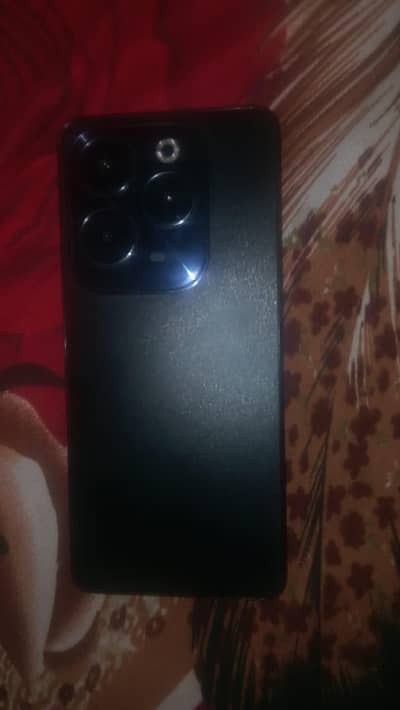Infinix Hot 40