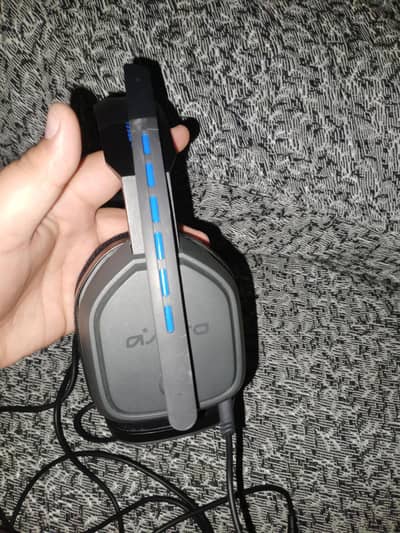 Logitech gen 1