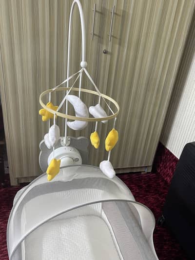 Kids bed swing