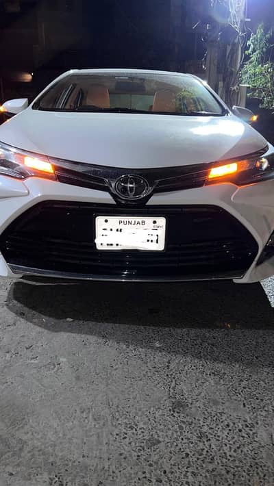 Toyota Corolla altas grande X1.8