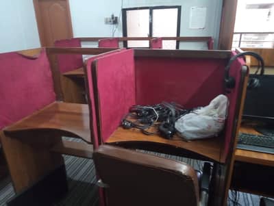 Cubical table/ Agents cabin